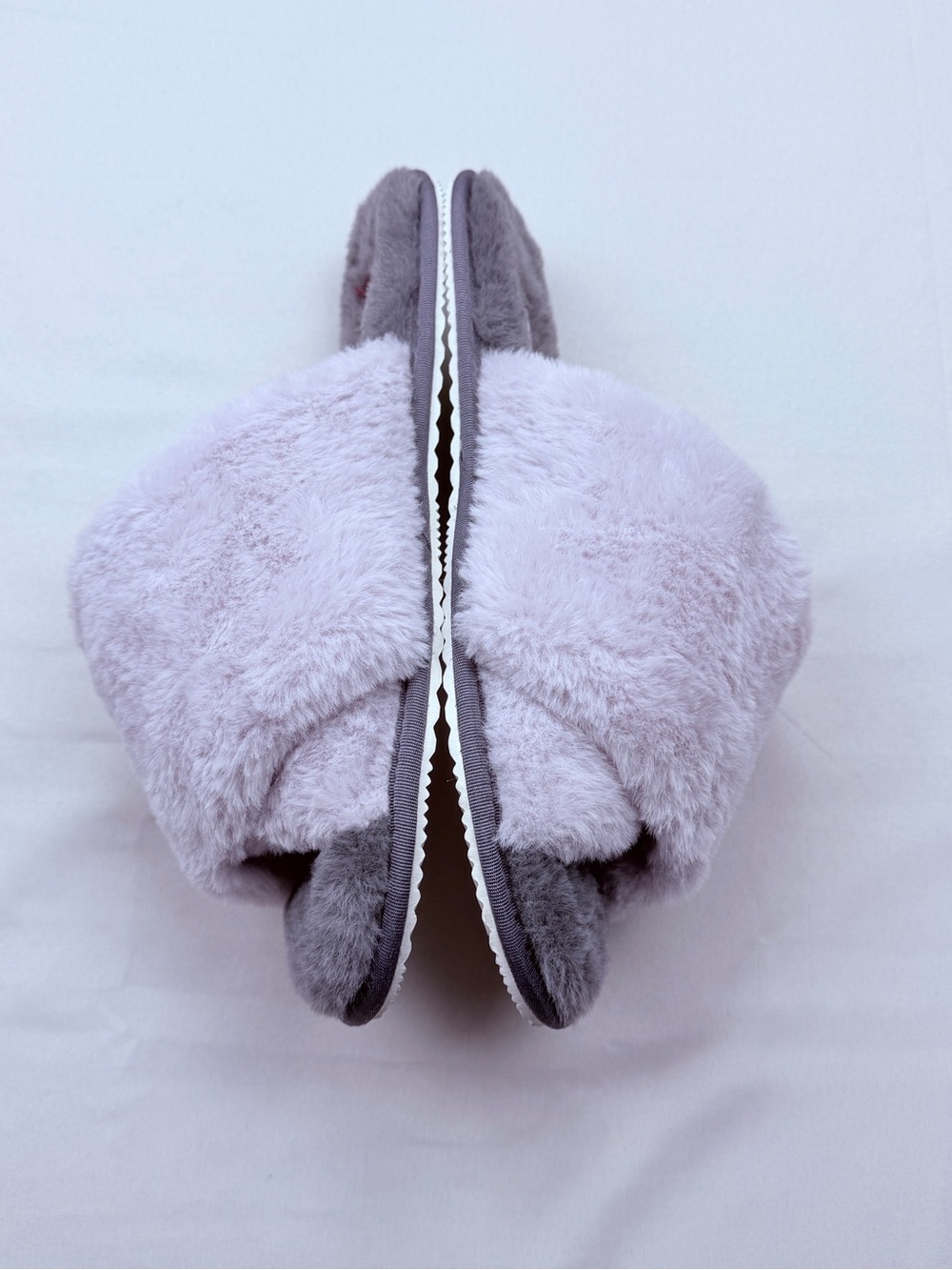 Women’s Sorel Go-Mail Run Slippers in a soft lilac & gray - Picture 3 of 7